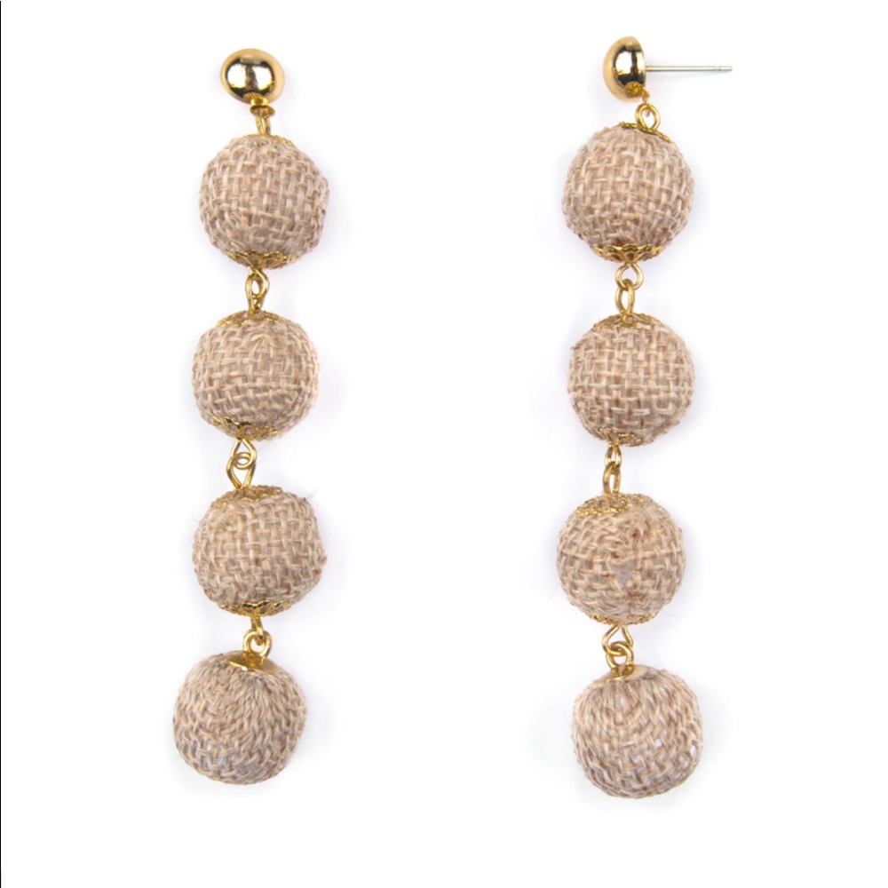 Beautiful neutral tone post drop earrings - Picture 5 of 6